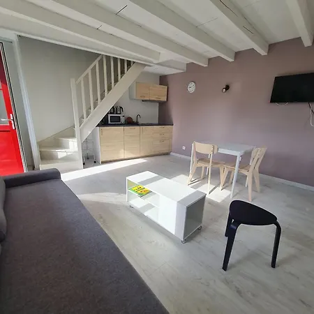 Petit Nid Cosy Entre Vignes Et Foret, Inclus Avec Terrasse Privative - Fr-1-584-291 *